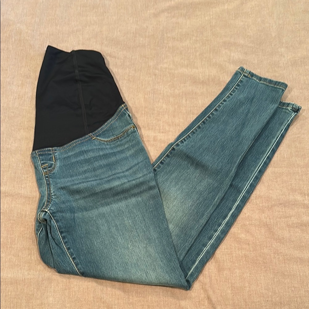 Maternity Blue Jeans size 2/26